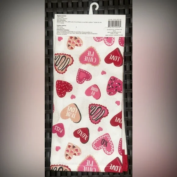 Celebrate it Tea Towels 2 piece set - Picture 2 of 2